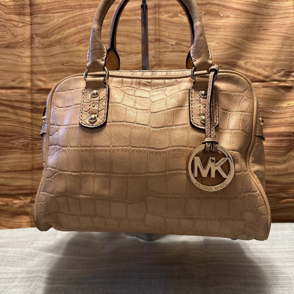 EUC - Michael Kors Crock Embossed Leather Purse